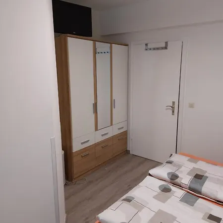 Schwabenstuben Doppelzimmer בית הארחה 3*